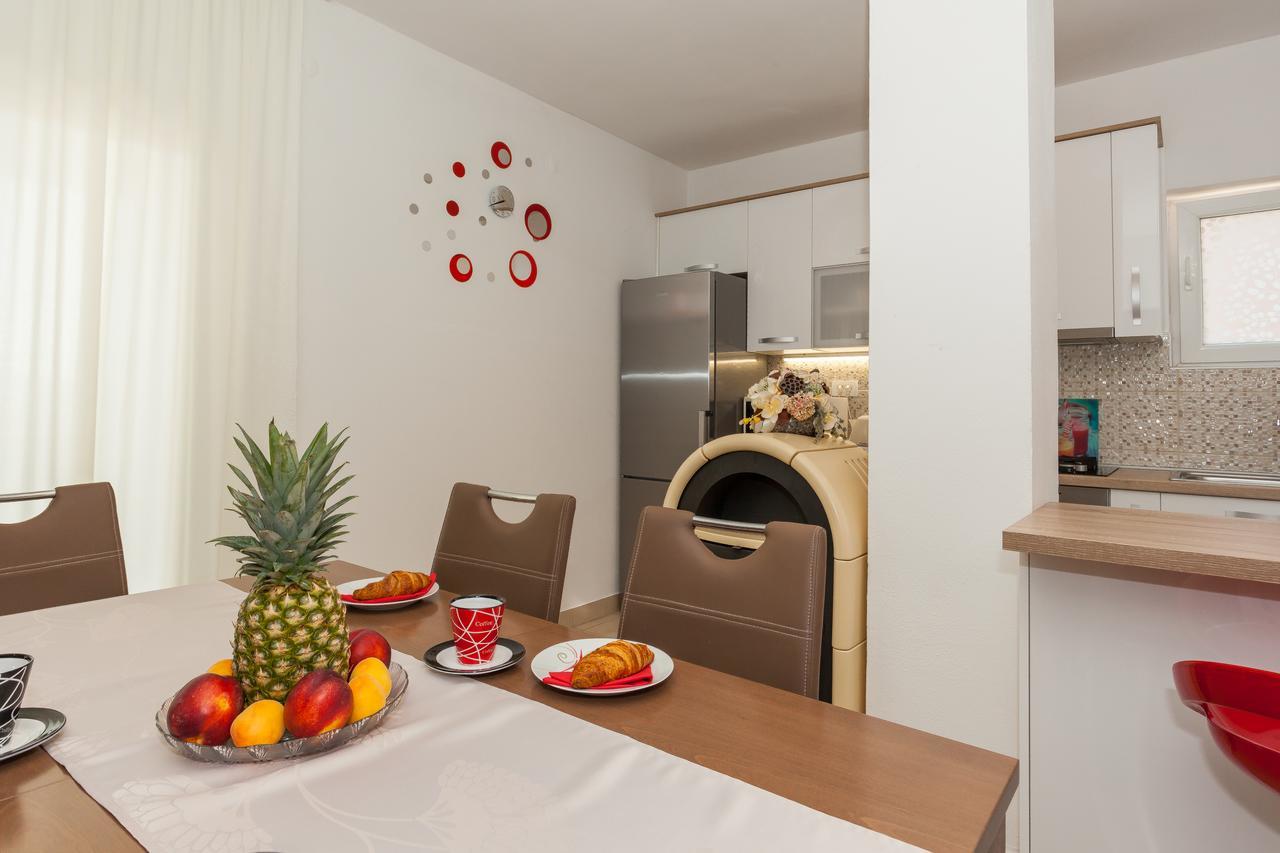Apartment Klara Биоград-на-Мору Экстерьер фото