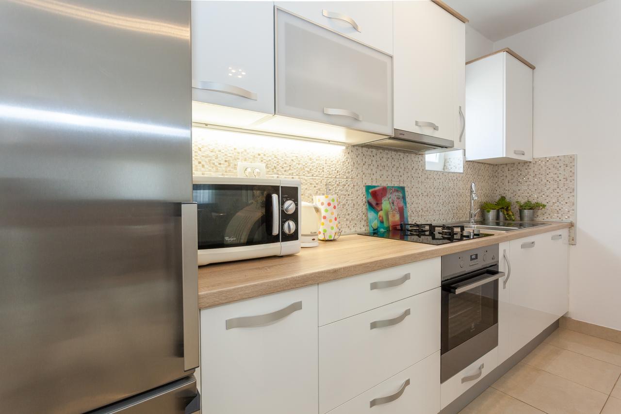 Apartment Klara Биоград-на-Мору Экстерьер фото