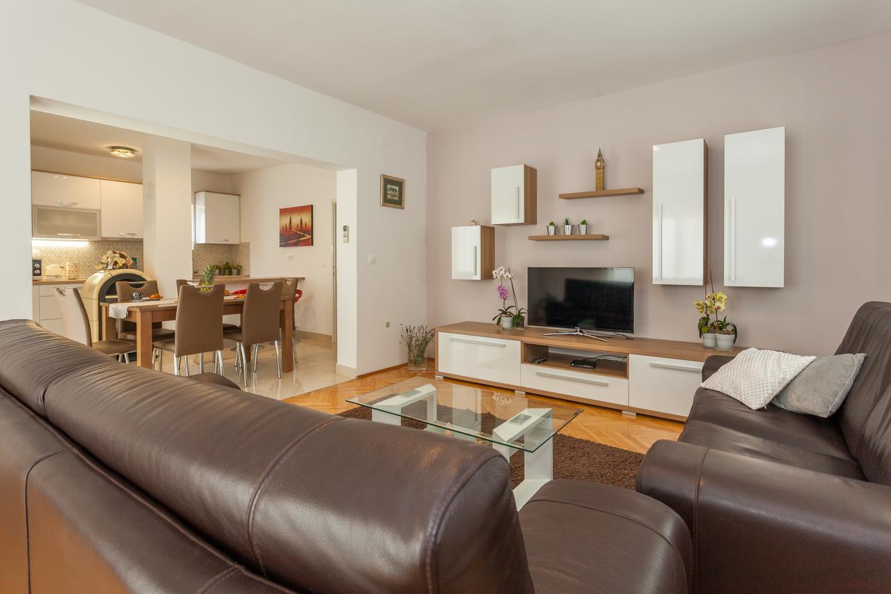Apartment Klara Биоград-на-Мору Экстерьер фото