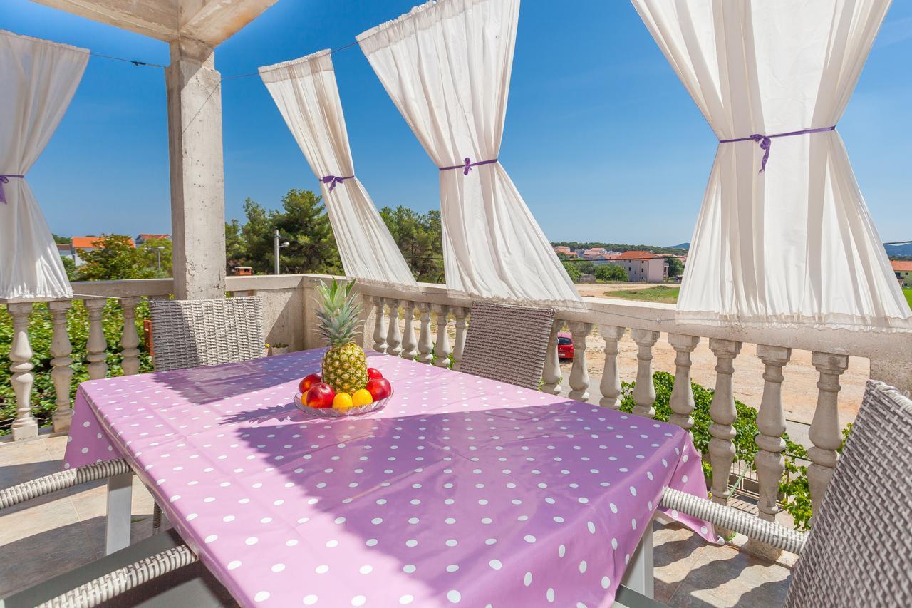 Apartment Klara Биоград-на-Мору Экстерьер фото